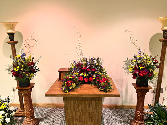 Wilderness Tribute Urn Surround Package