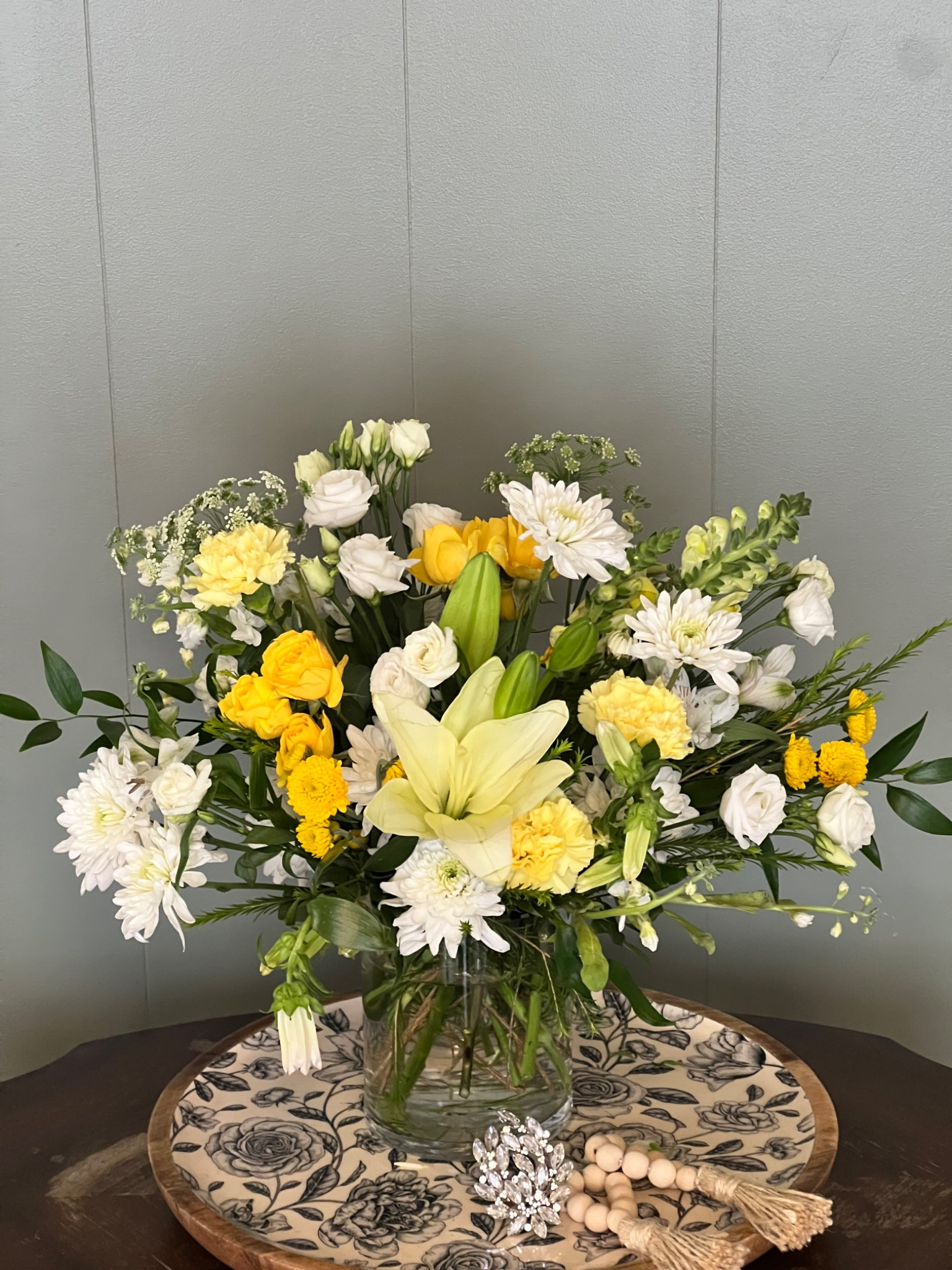 Sunny yellow and white flower arrangement – Sunshine & Petals